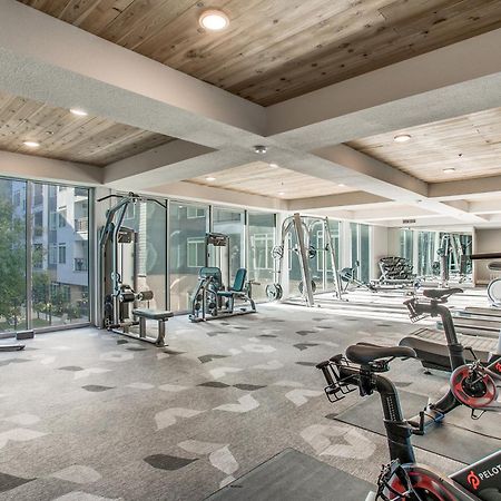 Lush Downtown Condo On Riverwalk W King Ste, Free Parking, Pet Friendly, Centrally Located On Riverwalk سان أنطونيو المظهر الخارجي الصورة